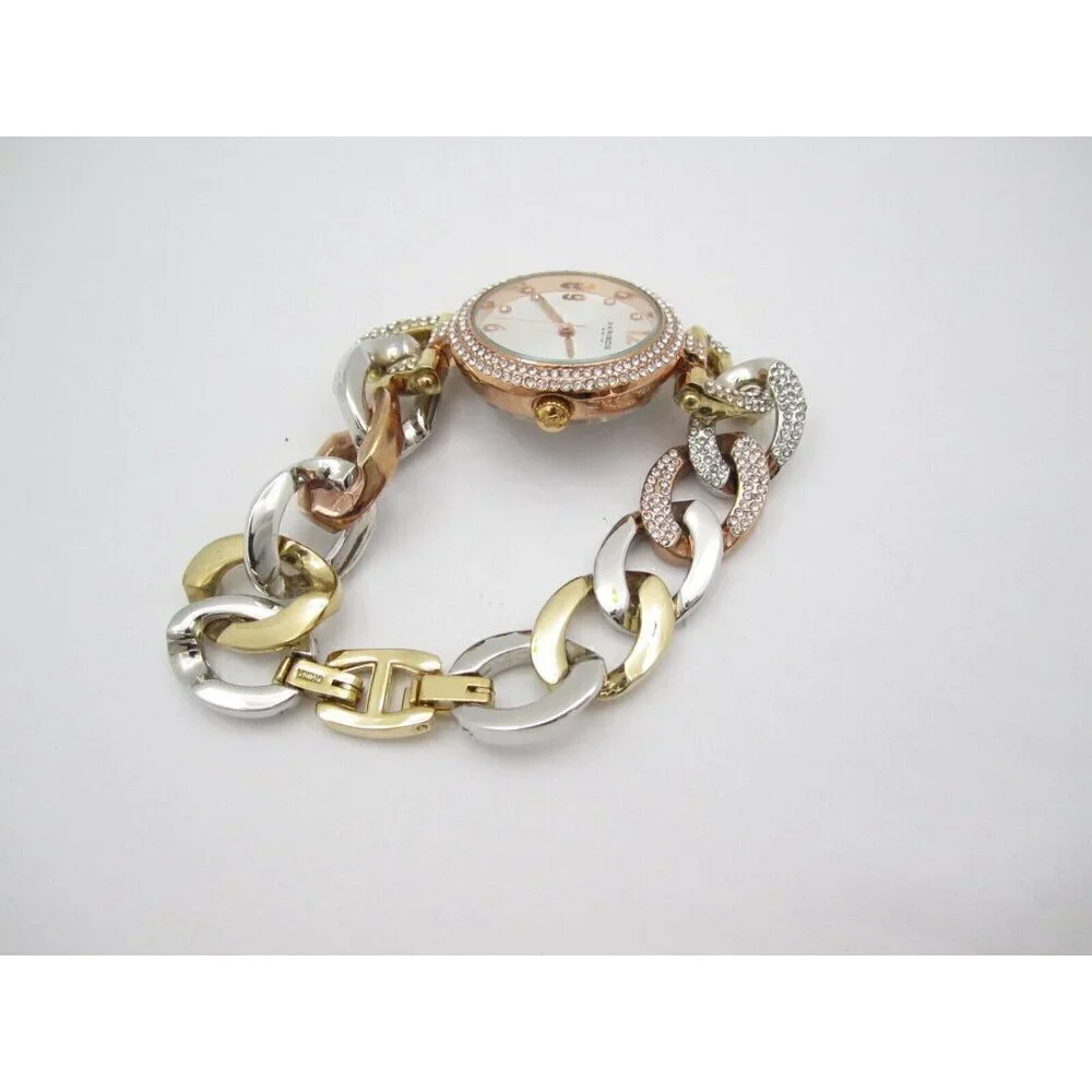 Women Akribos XXIV Crystal Quartz 27mm Analog Round Watch (G705) 